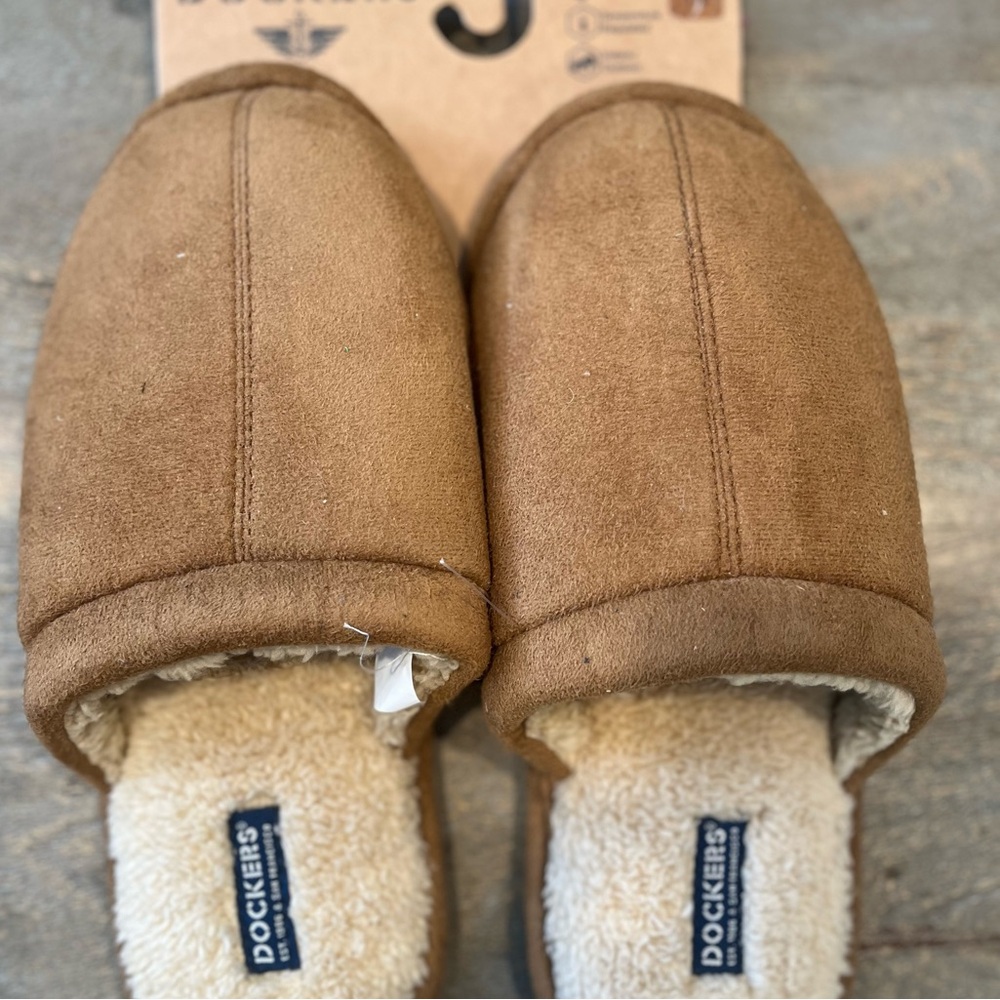 Dockers men’s slippers NEW